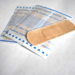 口閉じテープの代用　絆創膏やセロテープで代わりになるか試してみた