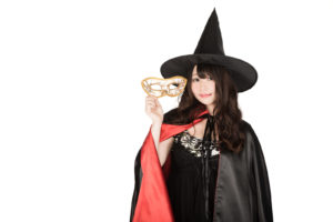 ハロウィン魔女のマント手作り 大人用の簡単な作り方 ハロウィン魔女のマント手作り 大人用の簡単な作り方