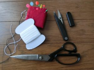 ズボンが破れた時の縫い方 手縫いで簡単に直す方法